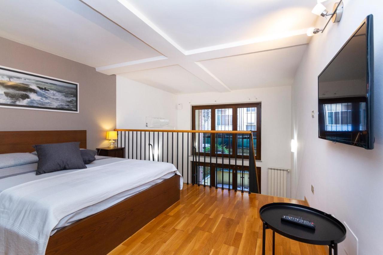 Apartmán Loft - L'Isola Che Non C'E. Turín Exteriér fotografie